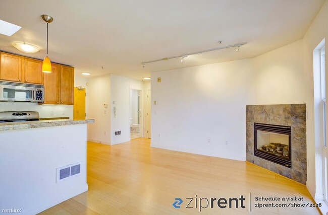 Building Photo - 1 br, 1 bath Condo - 470 Clementina Street...