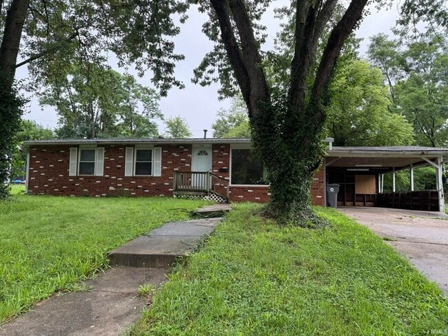 Building Photo - 1014 N Orris Dr