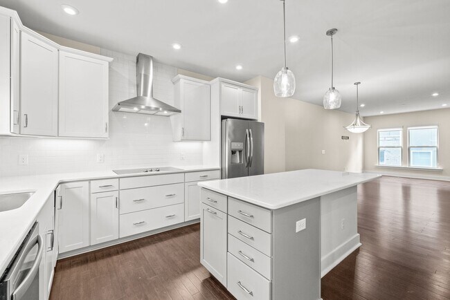 Building Photo - 13051 Tinton Ave