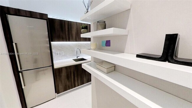 Building Photo - 851 NE 1st Ave