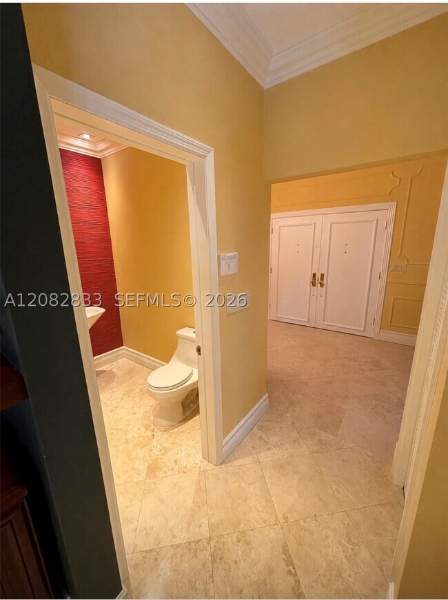 Building Photo - 470 Marquesa Dr