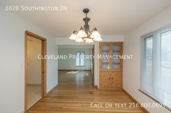 Building Photo - 6820 Southington Dr