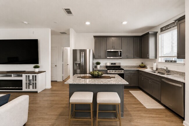 Building Photo - 21103 Sherrell Bay Dr