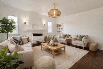 Building Photo - Sycamore