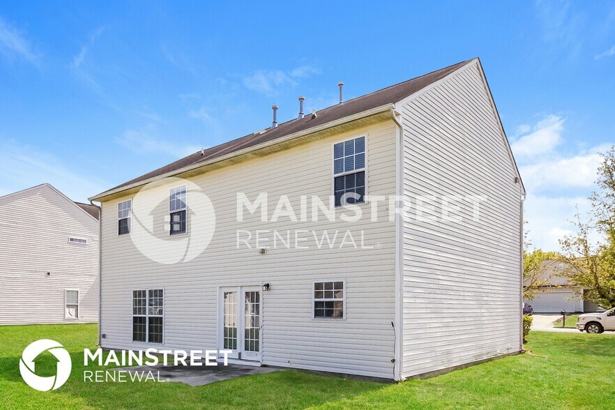 Building Photo - 4077 Clovelly Dr