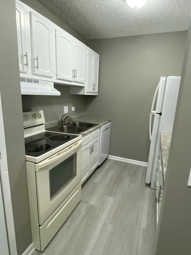 Building Photo - 2601 N 47th St