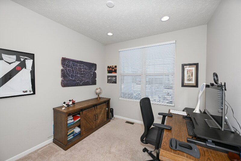 Building Photo - 81 Garnett Cir