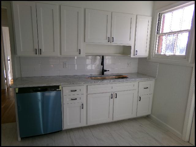 Building Photo - 2324 S Louisiana St