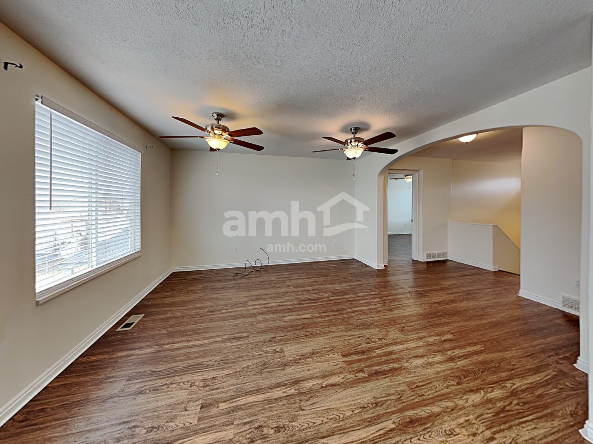 Building Photo - 229 Walton Dr