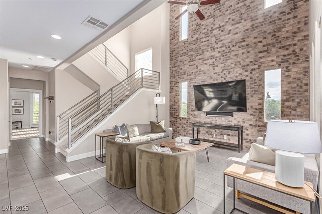 Building Photo - 3165 Via Como