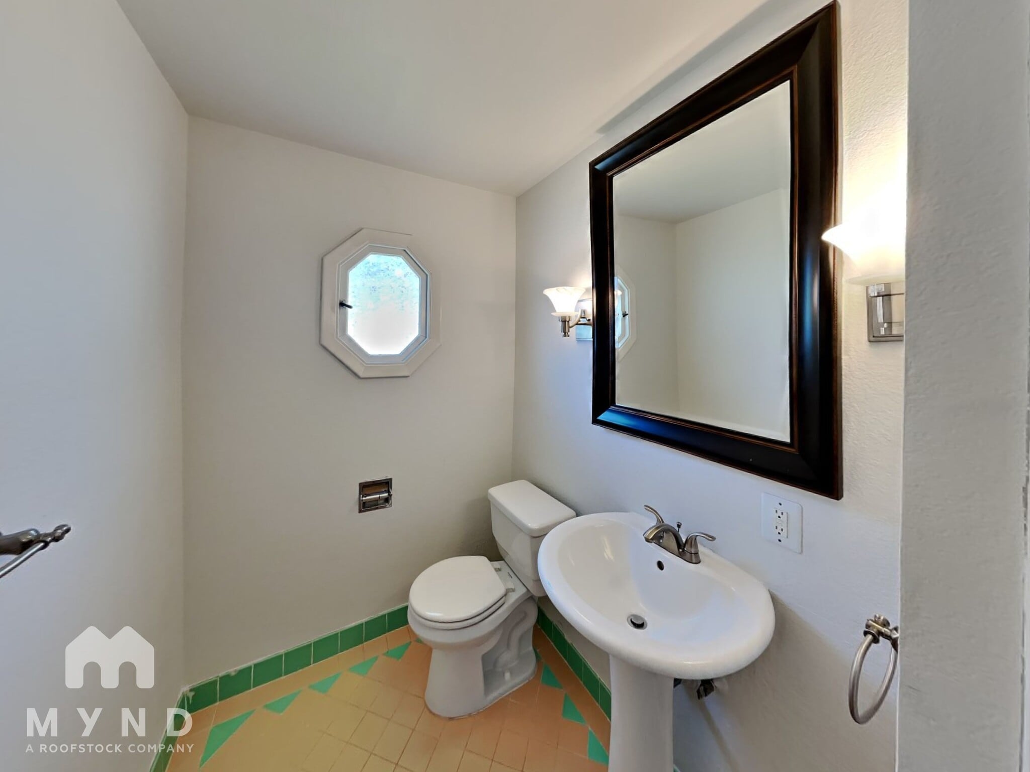 Building Photo - 4626 Geranium Pl