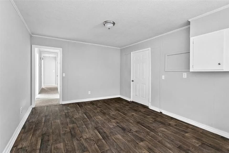 Building Photo - 528 Daniel Cir