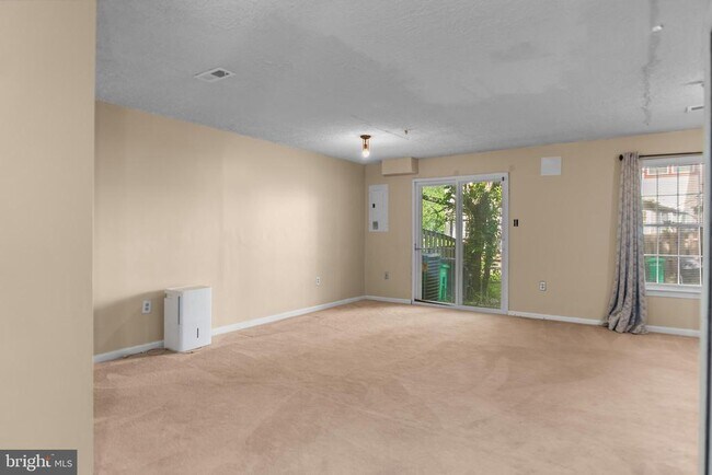 Building Photo - 8514 Rheims Ct