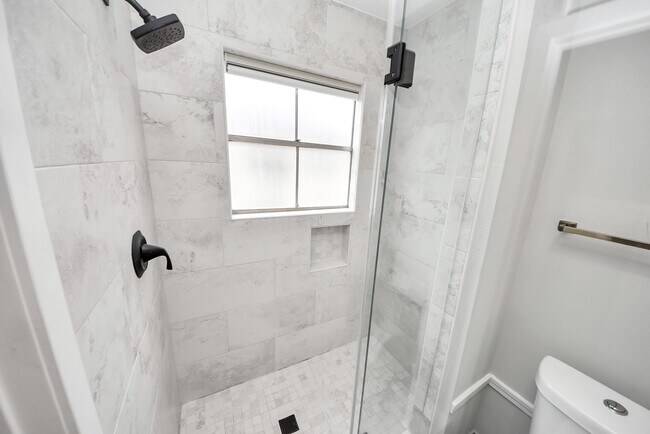 Building Photo - 2333 Bering Dr