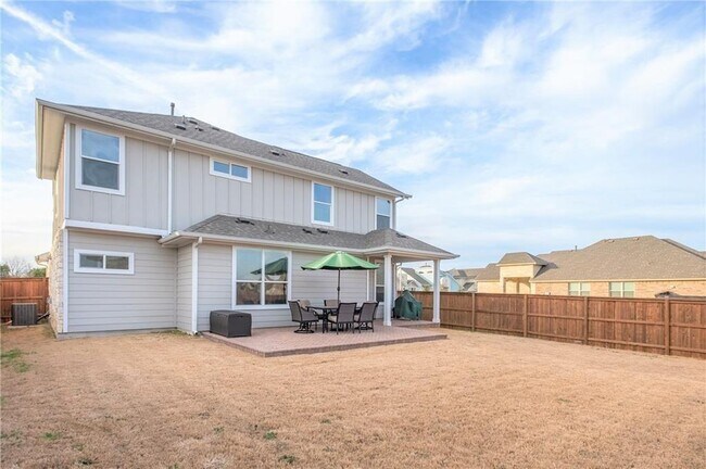 Building Photo - 5501 Bonneville Bend