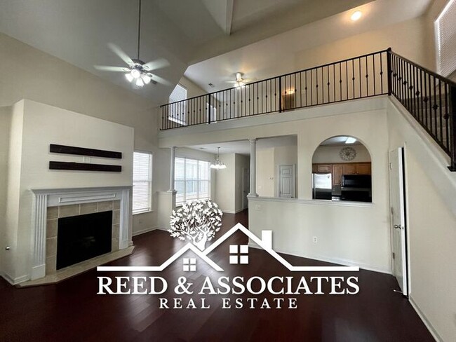 Building Photo - 3 Bedroom in Mud Island!