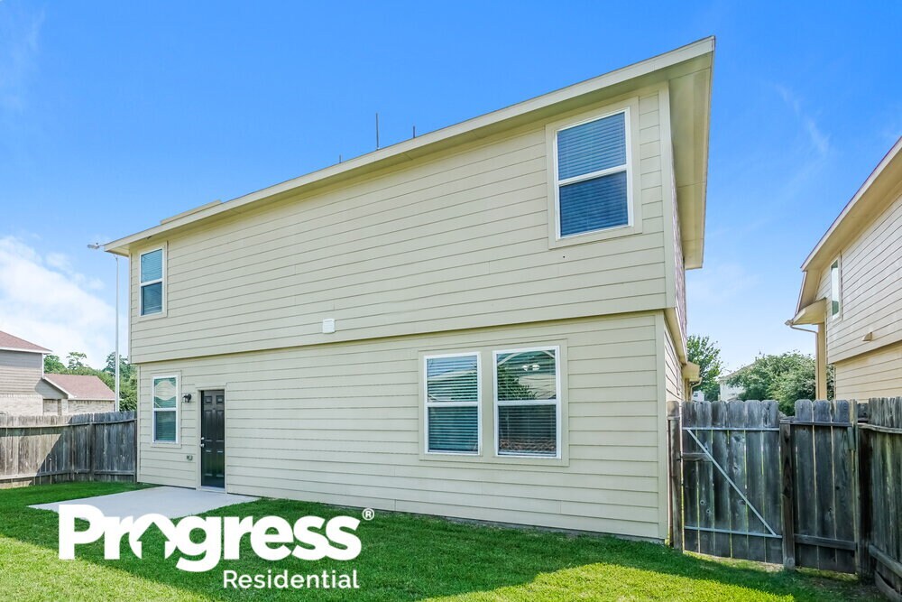 Building Photo - 21839 Octavia Way