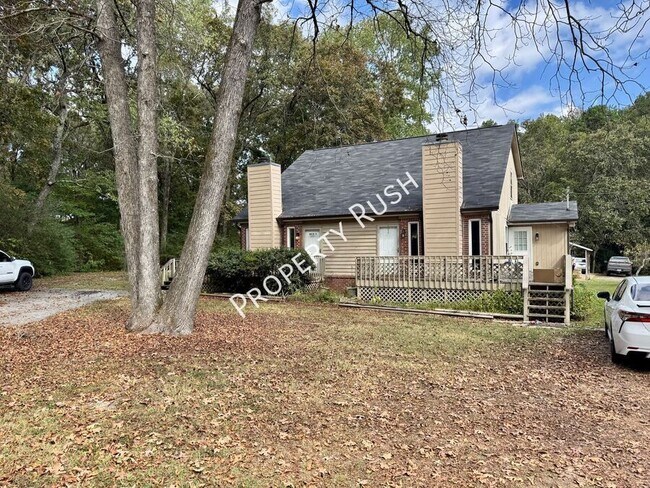 Building Photo - 6018 Champion Rd