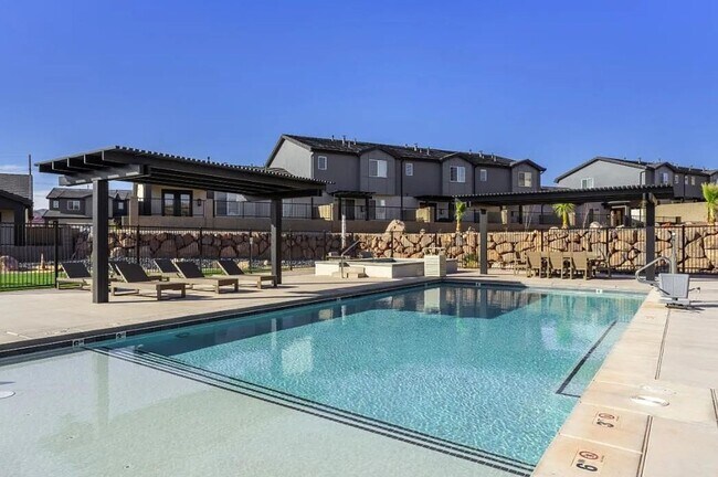 Building Photo - 3983 Razor Dr