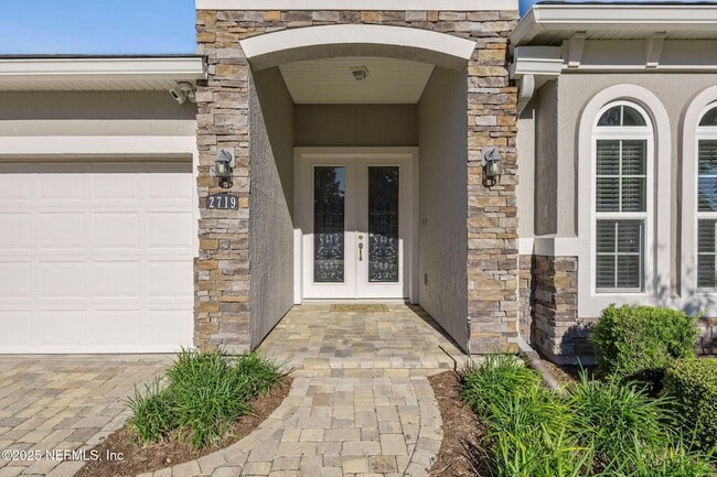 Building Photo - 2719 Chapman Oak Dr