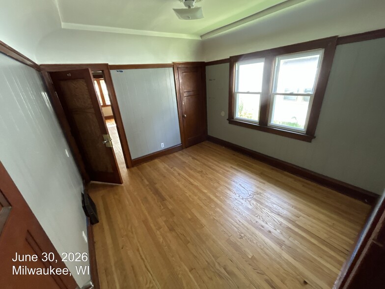 Building Photo - 2720 N 52nd St