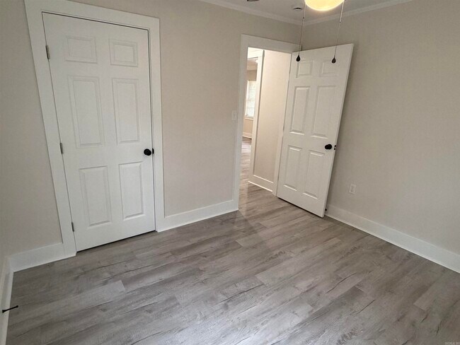 Building Photo - 809 Palmer Ave