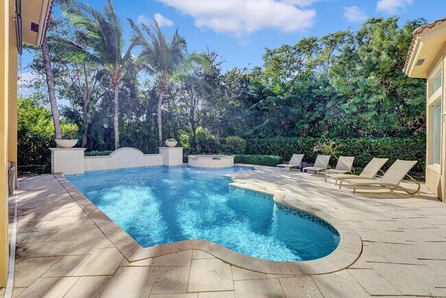 Building Photo - 43 Coconut Ln