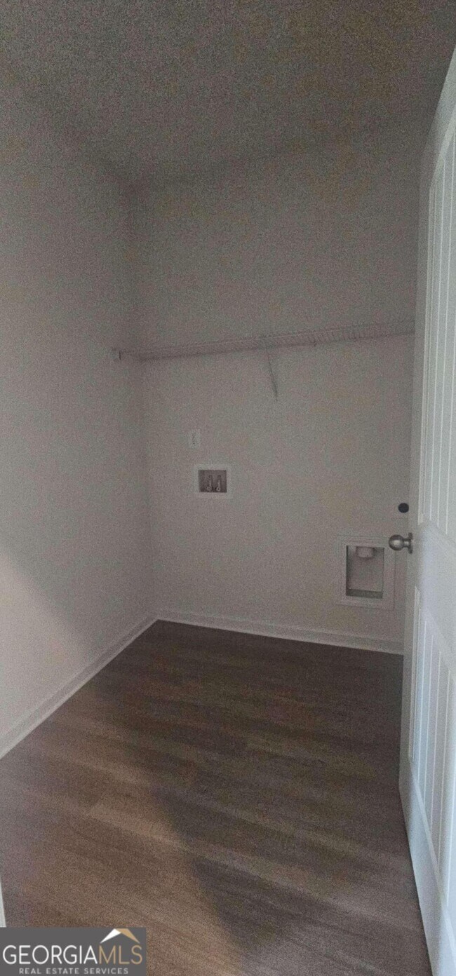 Building Photo - 188 Graham Cir