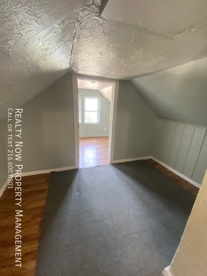 Building Photo - 3356 W 33rd St