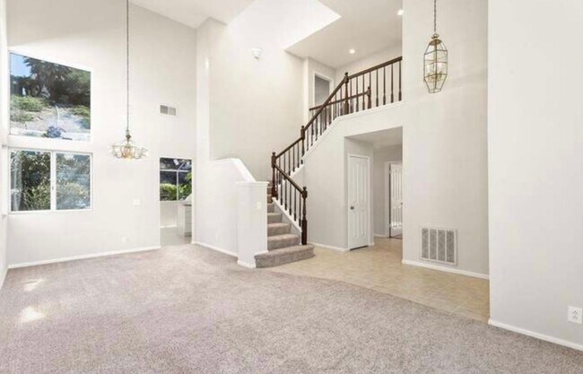 Building Photo - ***COMING SOON*** MOVE IN on 7/20**Desirab...