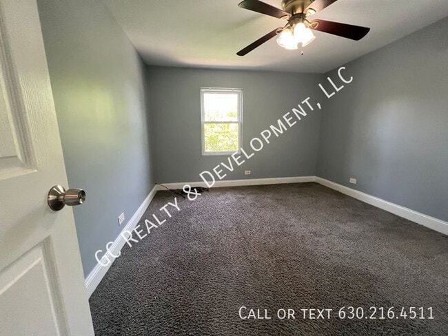 Building Photo - 9901 S Normal Ave
