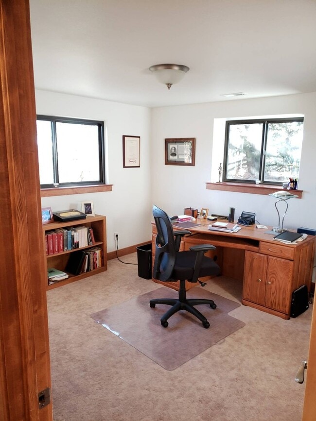 Building Photo - Beautiful home on Anchoria Way FOR RENT