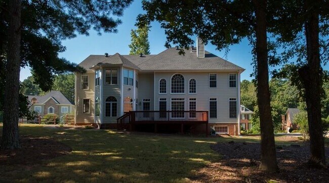 Building Photo - 5060 Gallatree Ln