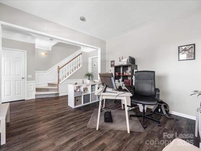 Building Photo - 10436 Winslet Dr