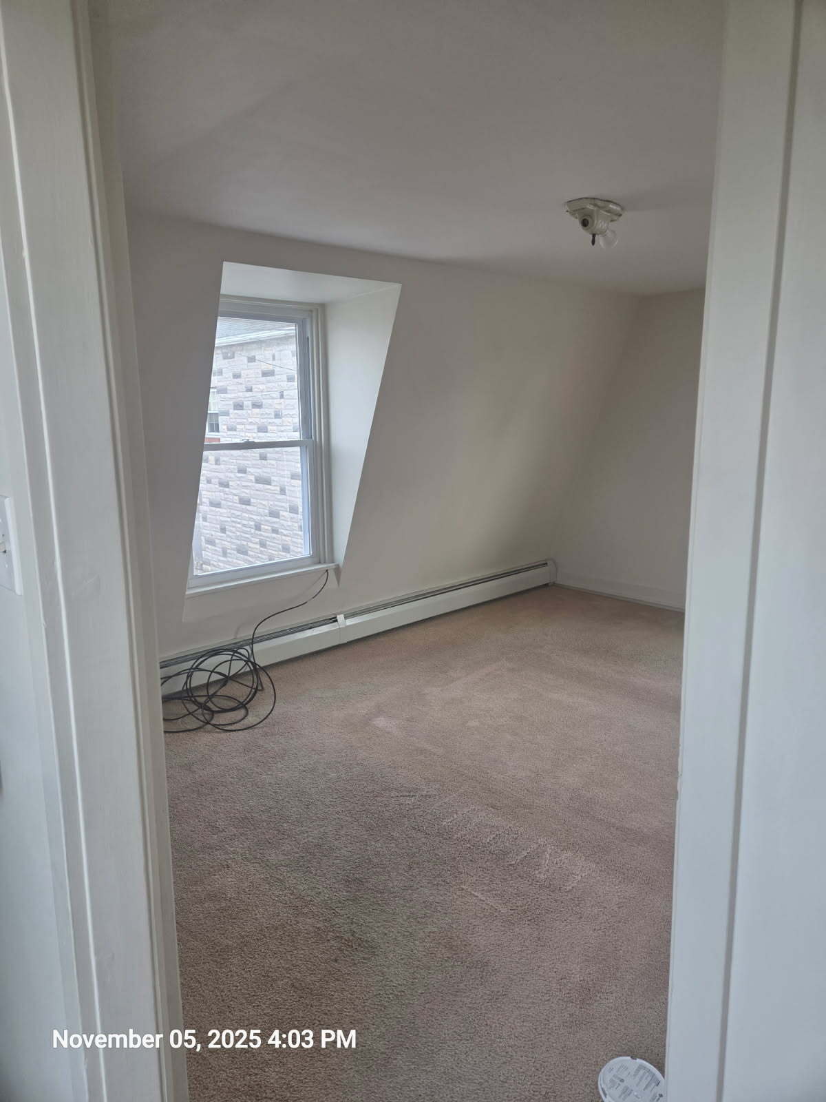 Main bedroom - 15 N Richmond St