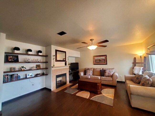 Building Photo - 5002 Sunny Ridge Ln