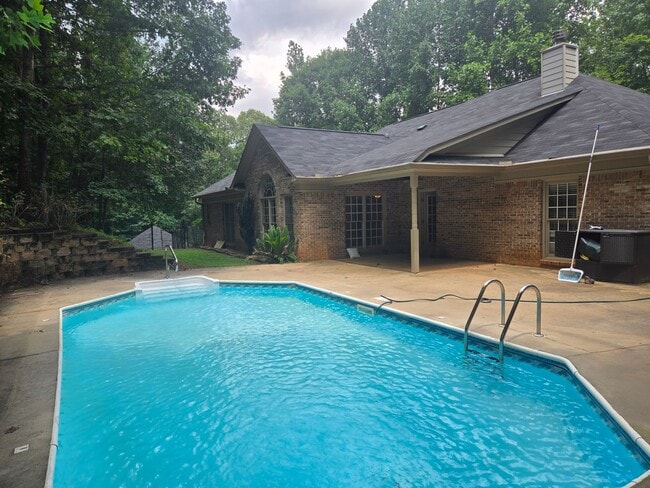 Building Photo - FOR RENT in HARRIS COUNTY with SWIMMING POOL! Available July 1st