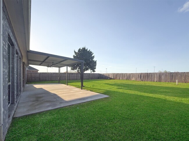 Building Photo - 1524 N Blue Bonnet Ln