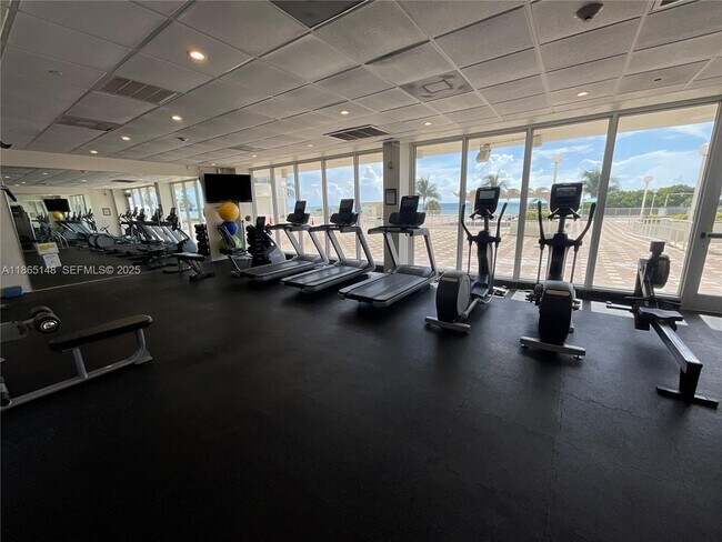 Building Photo - 5701 Collins Ave