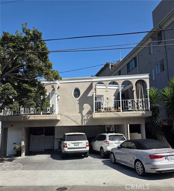 Building Photo - 120 Hurricane St
