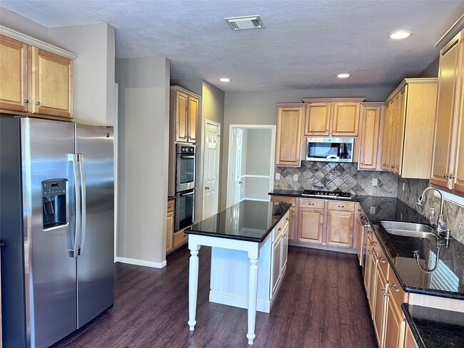 Building Photo - 3411 Bay Breeze Dr