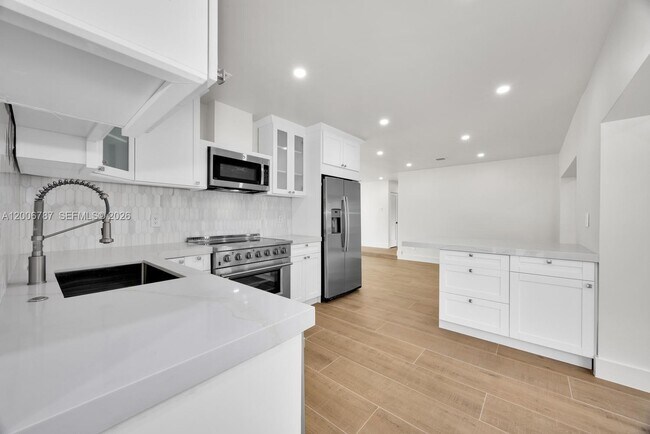 Building Photo - 8760 SW 83rd St