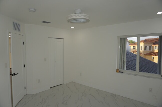 Building Photo - 15614 SW 110th Terrace