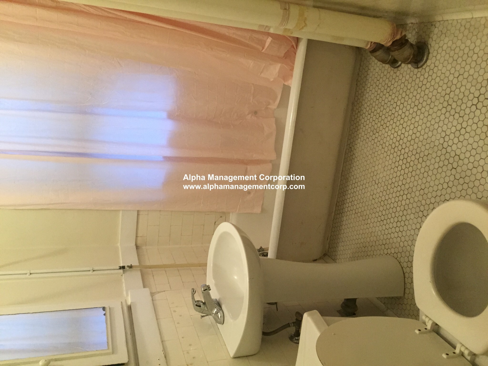 Building Photo - 17-19 Washington St. Unit 103