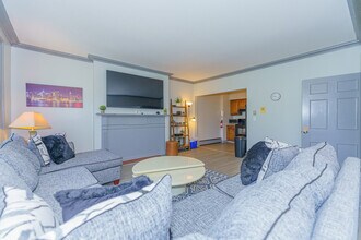 Building Photo - 90 Madison Ave