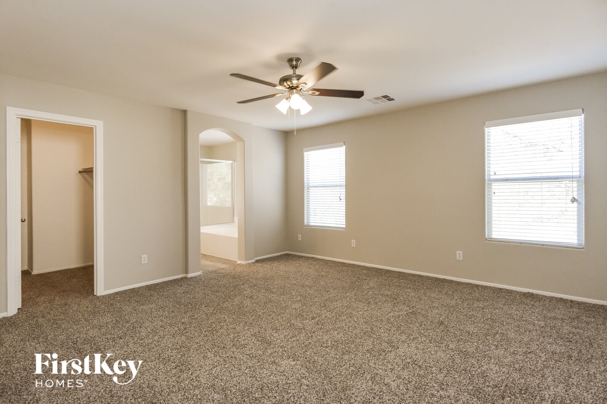 Building Photo - 10221 Kermode Ct