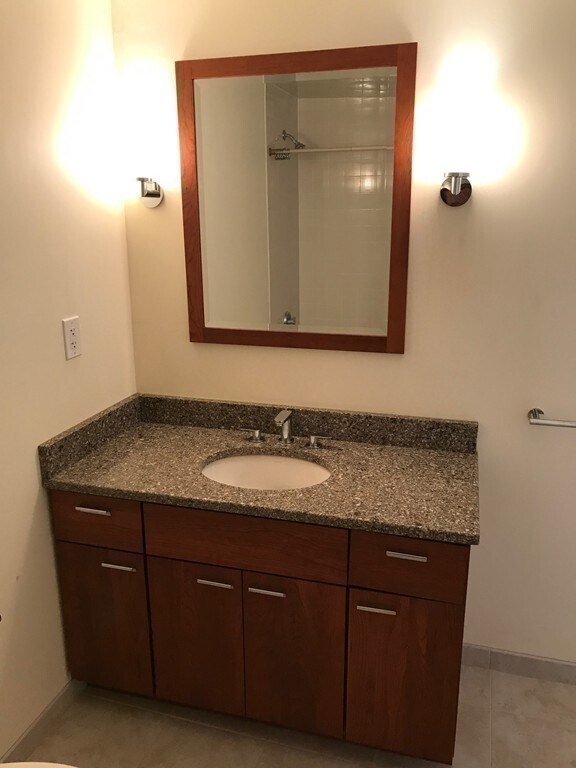 Building Photo - 22 9th St