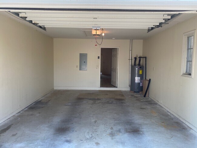 Garage - 62 Sanibel Ln