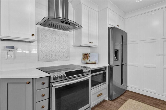 Building Photo - 5205 St Regis Pl