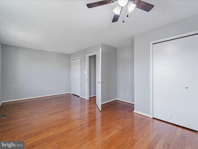 Building Photo - 564 Radford Terrace NE